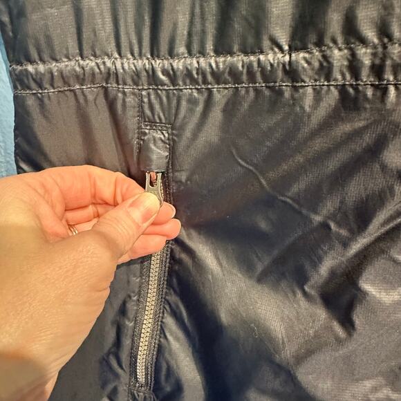 Columbia Size Extra Small Black Quilted Puffer Vest Warm Outdoor Gorpcore - Picture 9 of 9